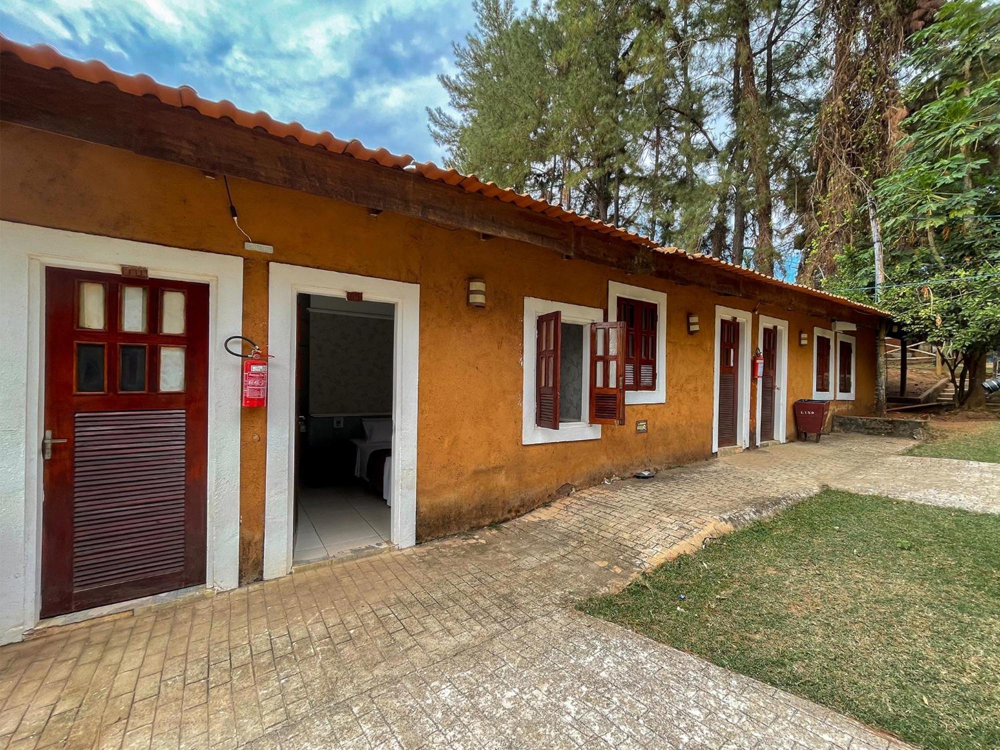 Ranchos 30 Hotel Fazenda Hidrolandia  Ngoại thất bức ảnh
