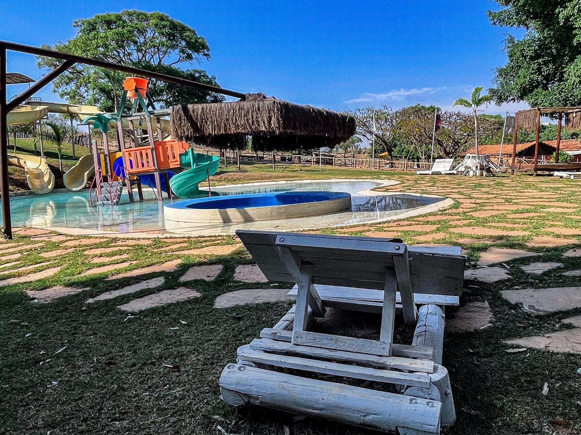 Ranchos 30 Hotel Fazenda Hidrolandia  Ngoại thất bức ảnh