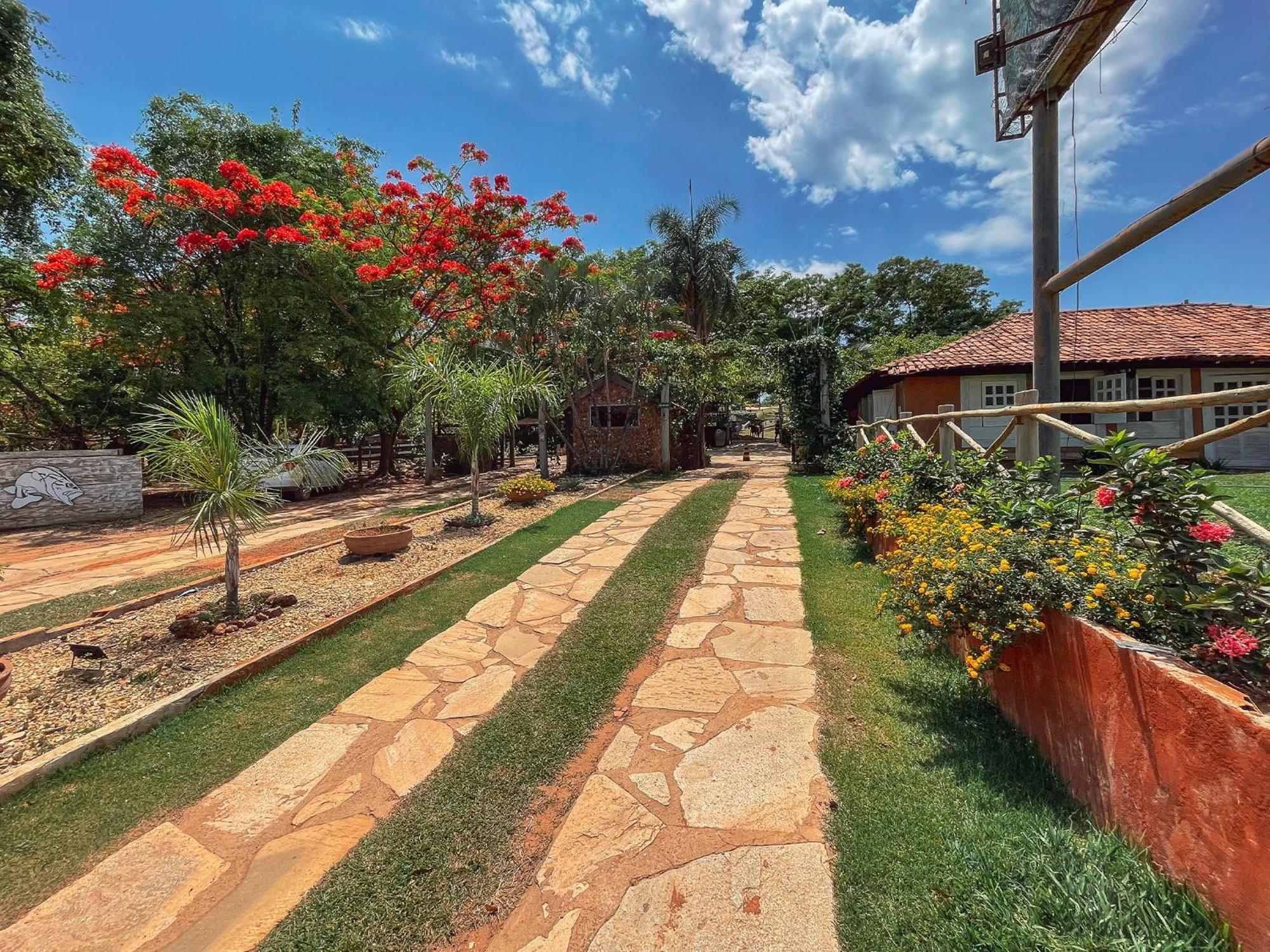 Ranchos 30 Hotel Fazenda Hidrolandia  Ngoại thất bức ảnh